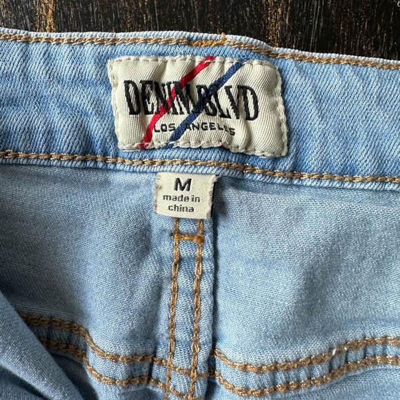 Demin Blvd Distressed Jeans Mini Skirt. Size Medium - Picture 8 of 8